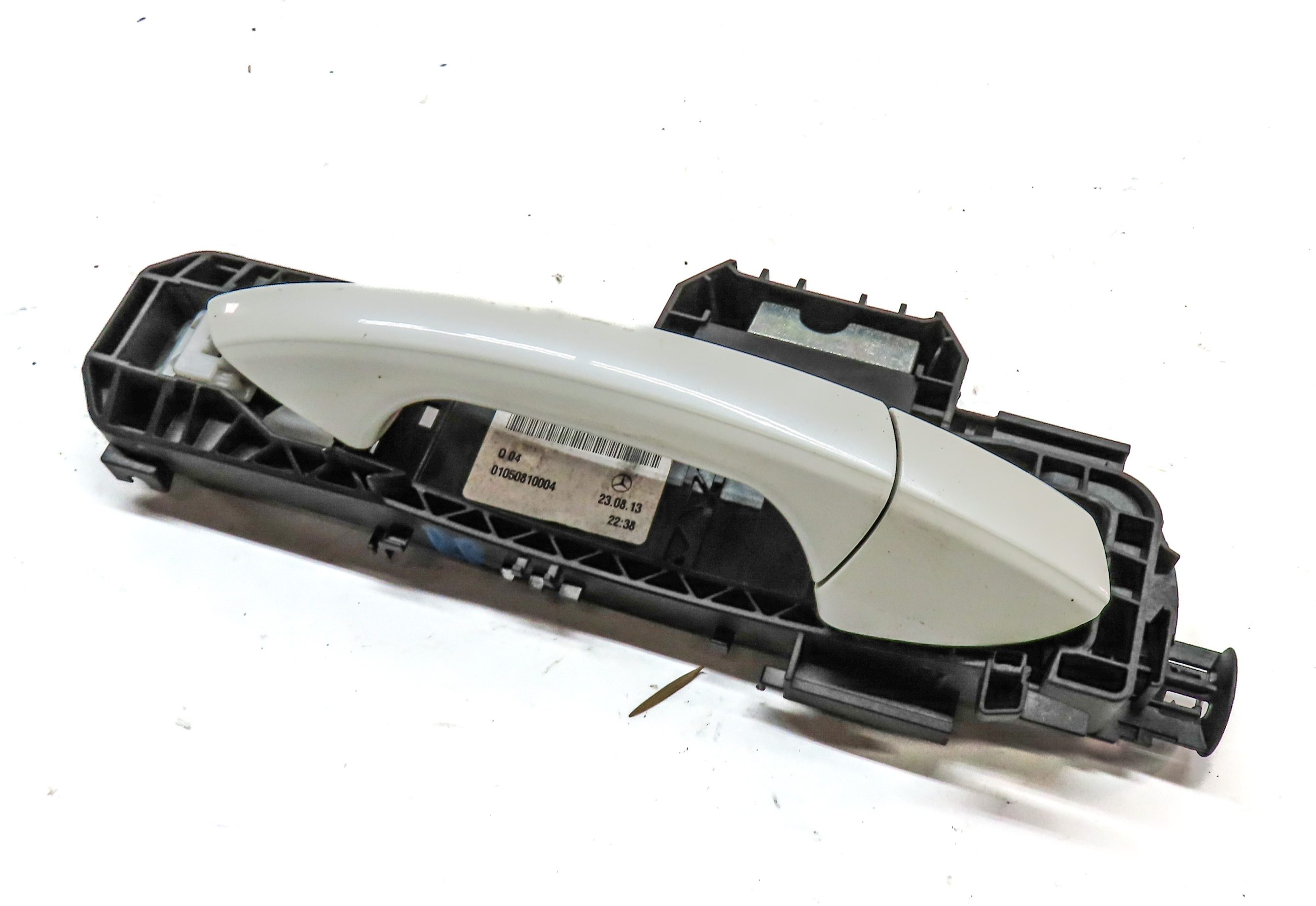 08-17 MERCEDES C E GL ML (W204 W212 W166 X166) REAR RIGHT DOOR HANDLE (White) — exact item pictured